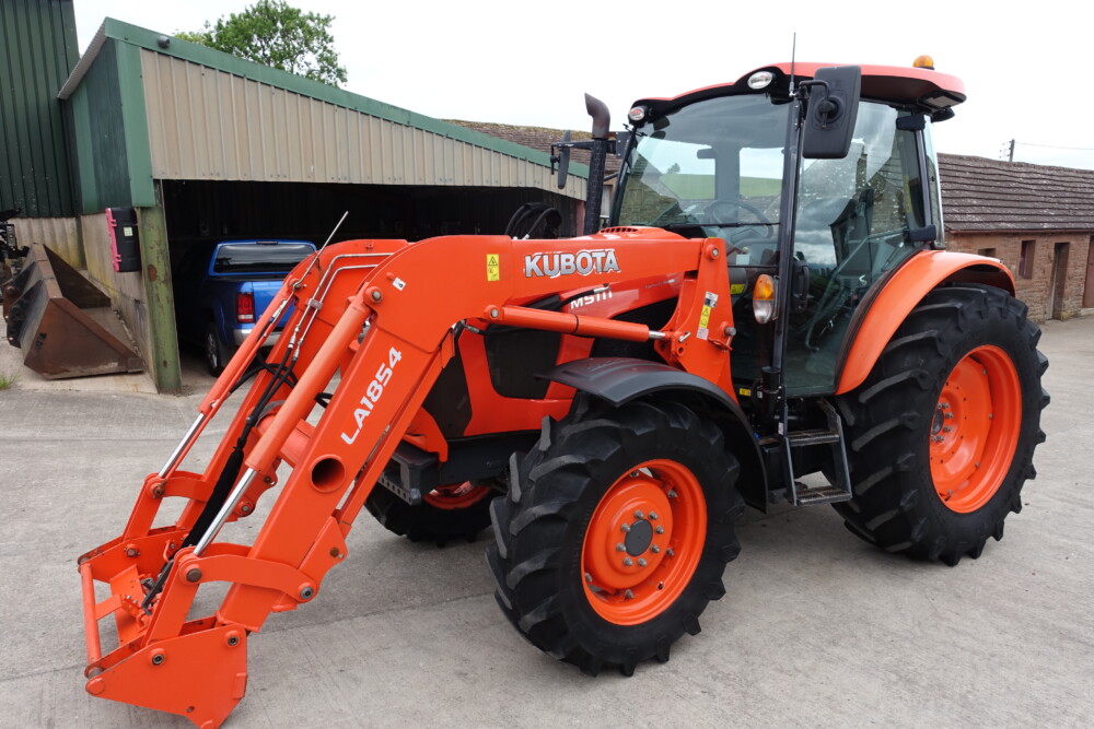 2017 Kubota M5111
